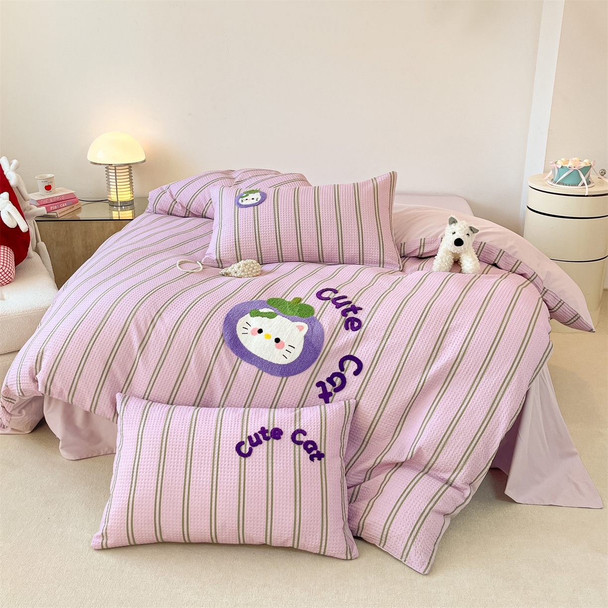 91家纺网 家纺一手货源 找家纺 笙意家纺 2026新款全棉A版华夫格B版40支毛巾绣四件套 山竹小猫