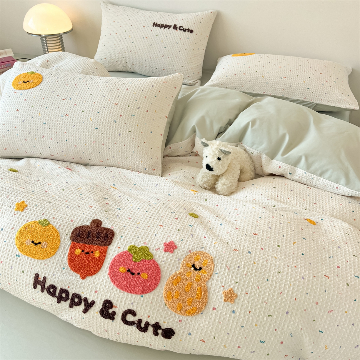 91家纺网 家纺一手货源 找家纺 笙意家纺 2026新款全棉A版华夫格B版40支毛巾绣四件套 波点柿子