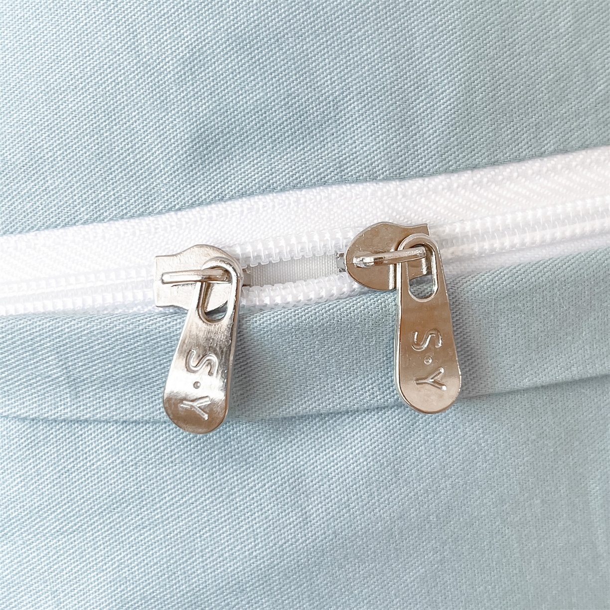 91家纺网 家纺一手货源 找家纺 笙意家纺 2026新款全棉A版华夫格B版40支毛巾绣四件套 欢乐狗