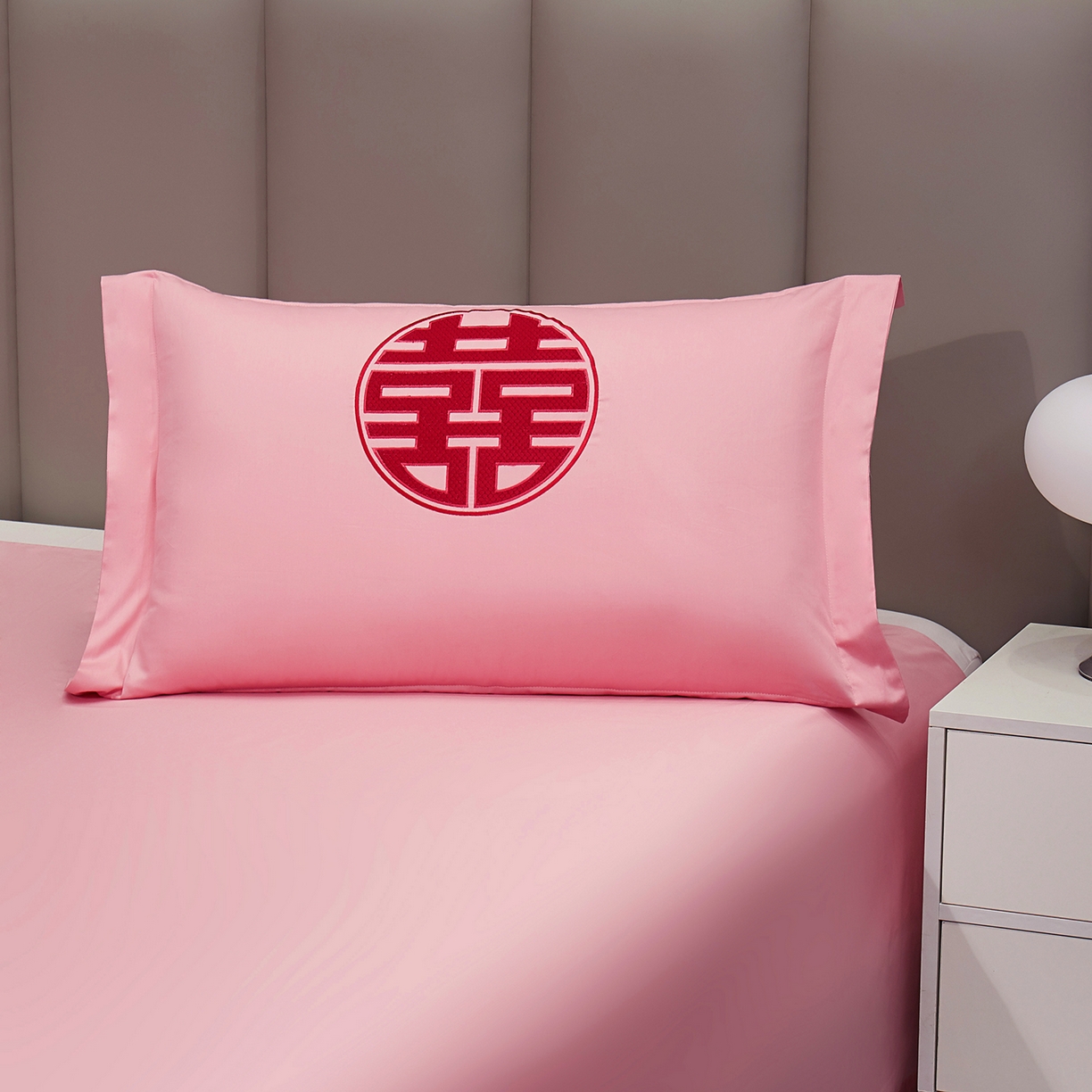 91家纺网 家纺一手货源 找家纺 浩情国际婚庆供货中心 2026新款100%全棉长绒棉纯棉婚庆四件套结婚刺绣六件套多件套长期供货 （提供买家秀） 爱情玫瑰-粉玉