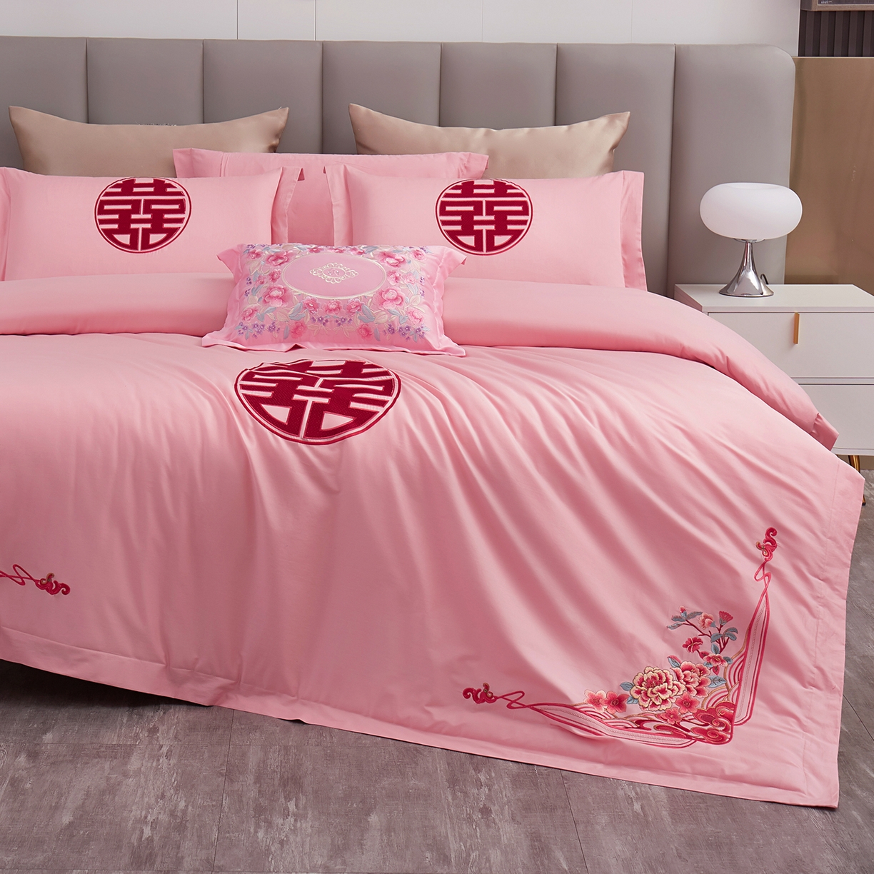 91家纺网 家纺一手货源 找家纺 浩情国际婚庆供货中心 2026新款100%全棉长绒棉纯棉婚庆四件套结婚刺绣六件套多件套长期供货 （提供买家秀） 爱情玫瑰-粉玉