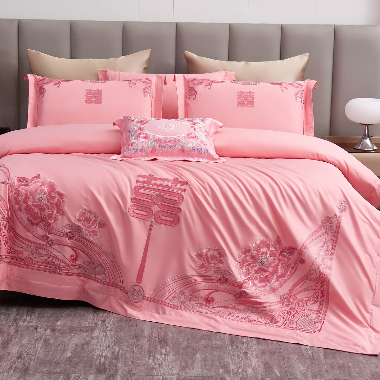 91家纺网 家纺一手货源 找家纺 浩情国际婚庆供货中心 2026新款100%全棉长绒棉纯棉婚庆四件套结婚刺绣六件套多件套长期供货 （提供买家秀） 红粉佳人-粉玉