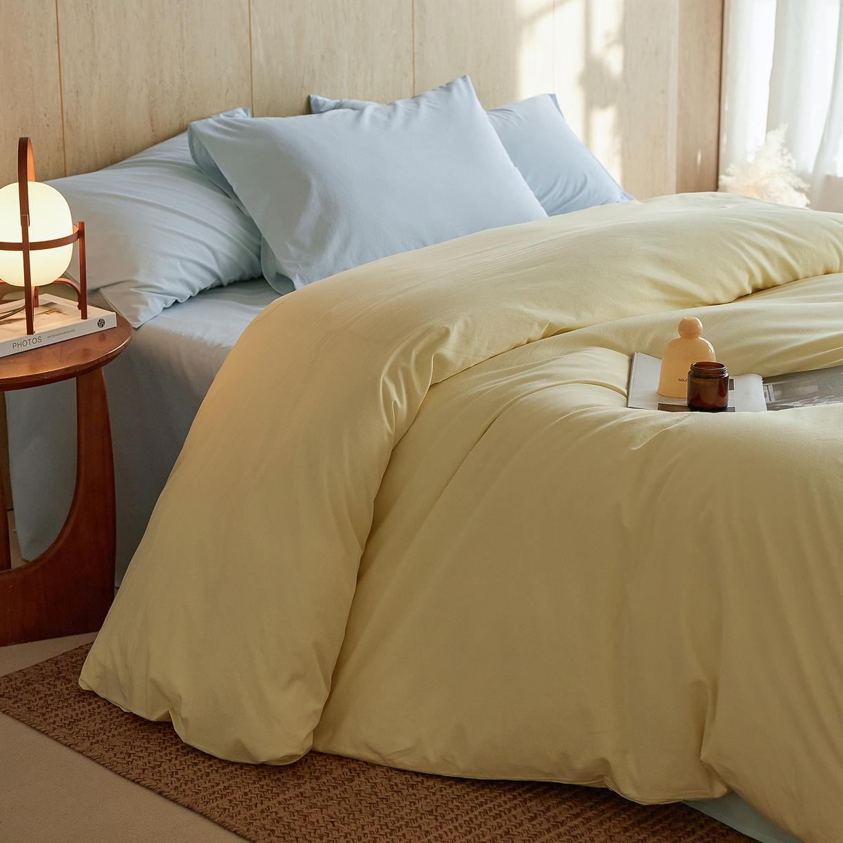 91家纺网 家纺一手货源 找家纺 轩和家居 2026新款全棉高支旧感砂洗长绒棉拼色四件套 淡黄色+天空蓝