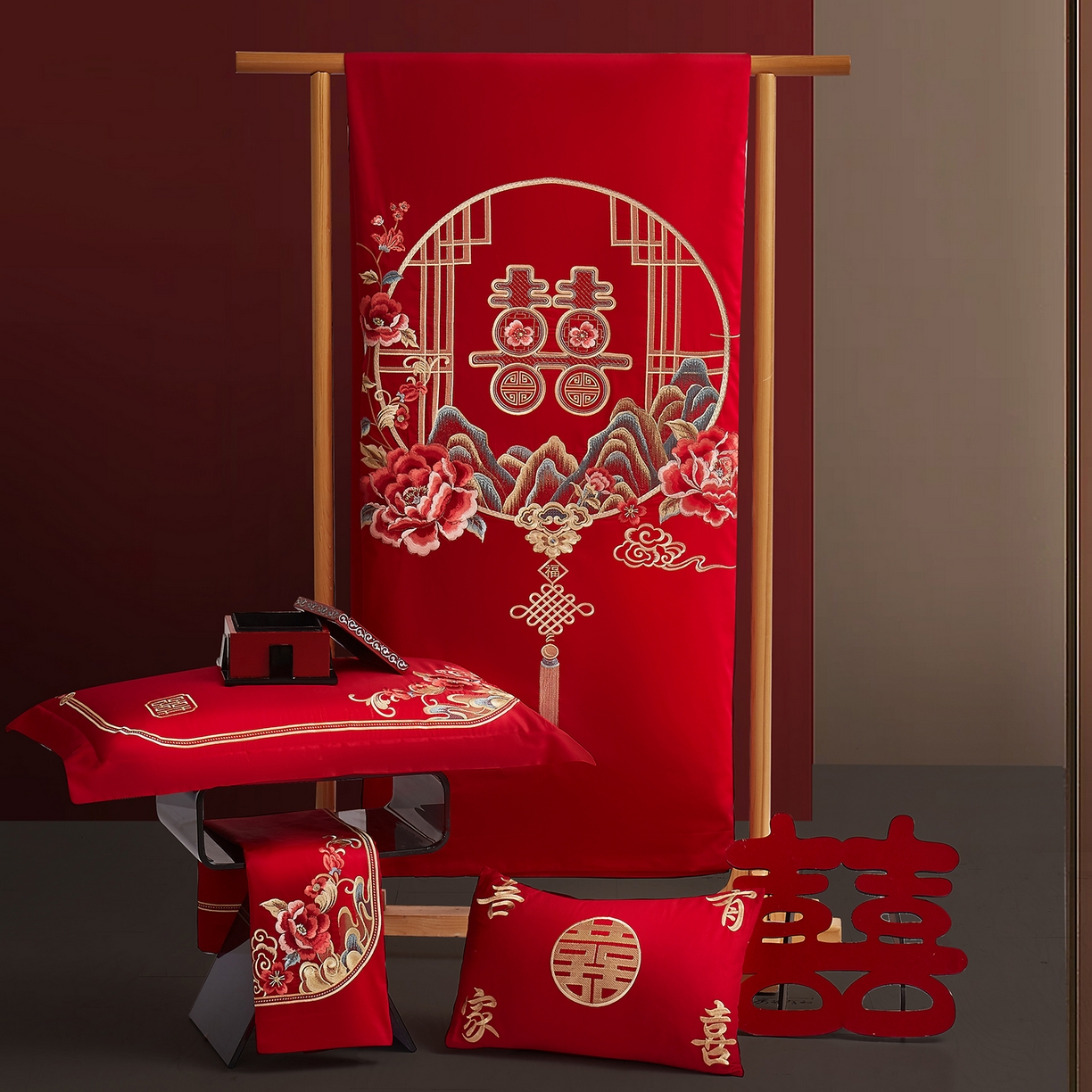 91家纺网 家纺一手货源 找家纺 浩情国际婚庆供货中心 2026新款100%全棉长绒棉纯棉婚庆四件套结婚刺绣六件套多件套长期供货 （提供买家秀） 荣华富贵-金