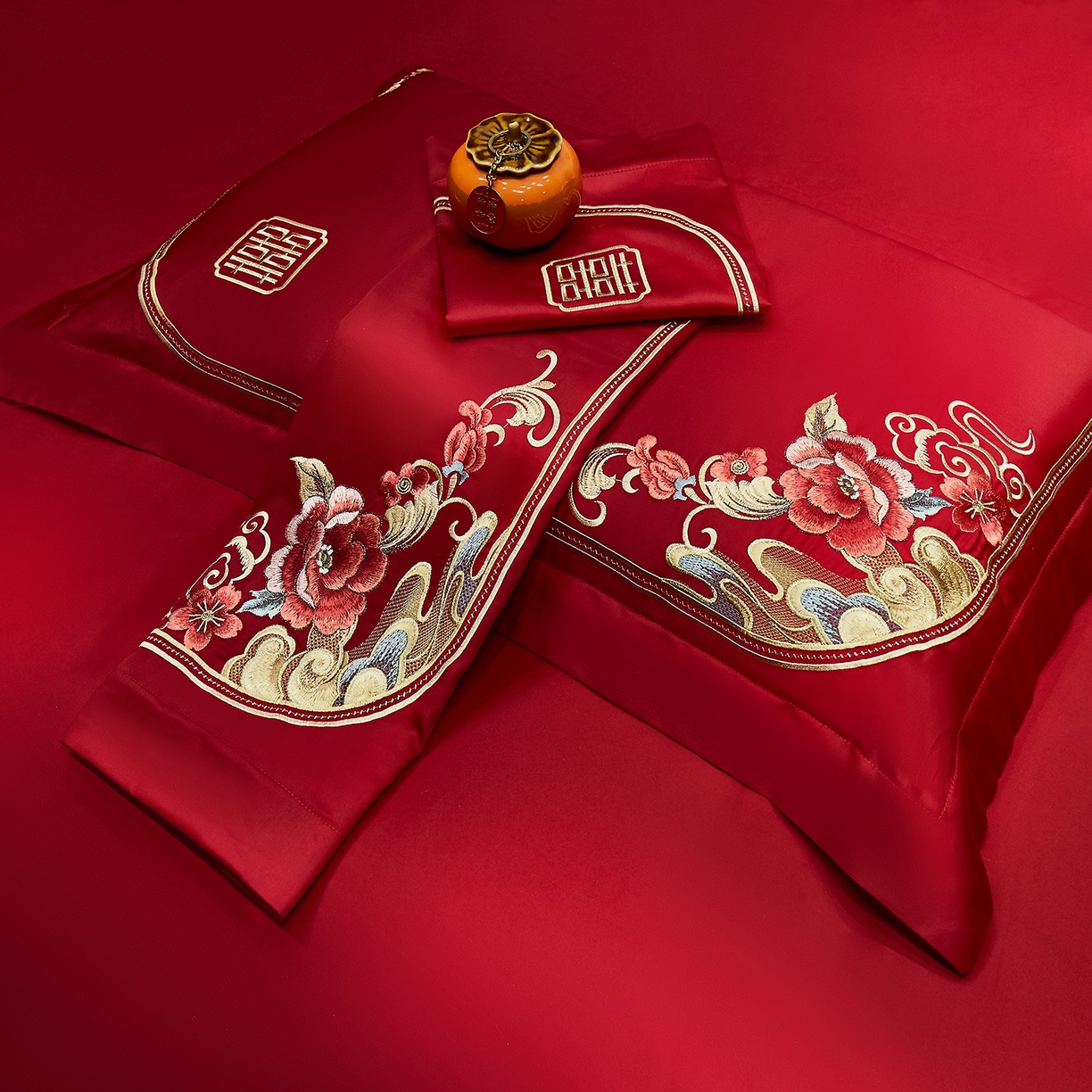 91家纺网 家纺一手货源 找家纺 浩情国际婚庆供货中心 2026新款100%全棉长绒棉纯棉婚庆四件套结婚刺绣六件套多件套长期供货 （提供买家秀） 荣华富贵-金