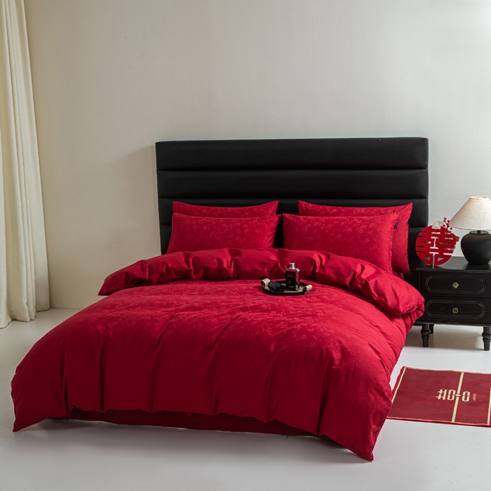 91家纺网 家纺一手货源 找家纺 卧趣家纺 2026新款全棉贡缎提花红色婚庆纯棉四件套 露柯