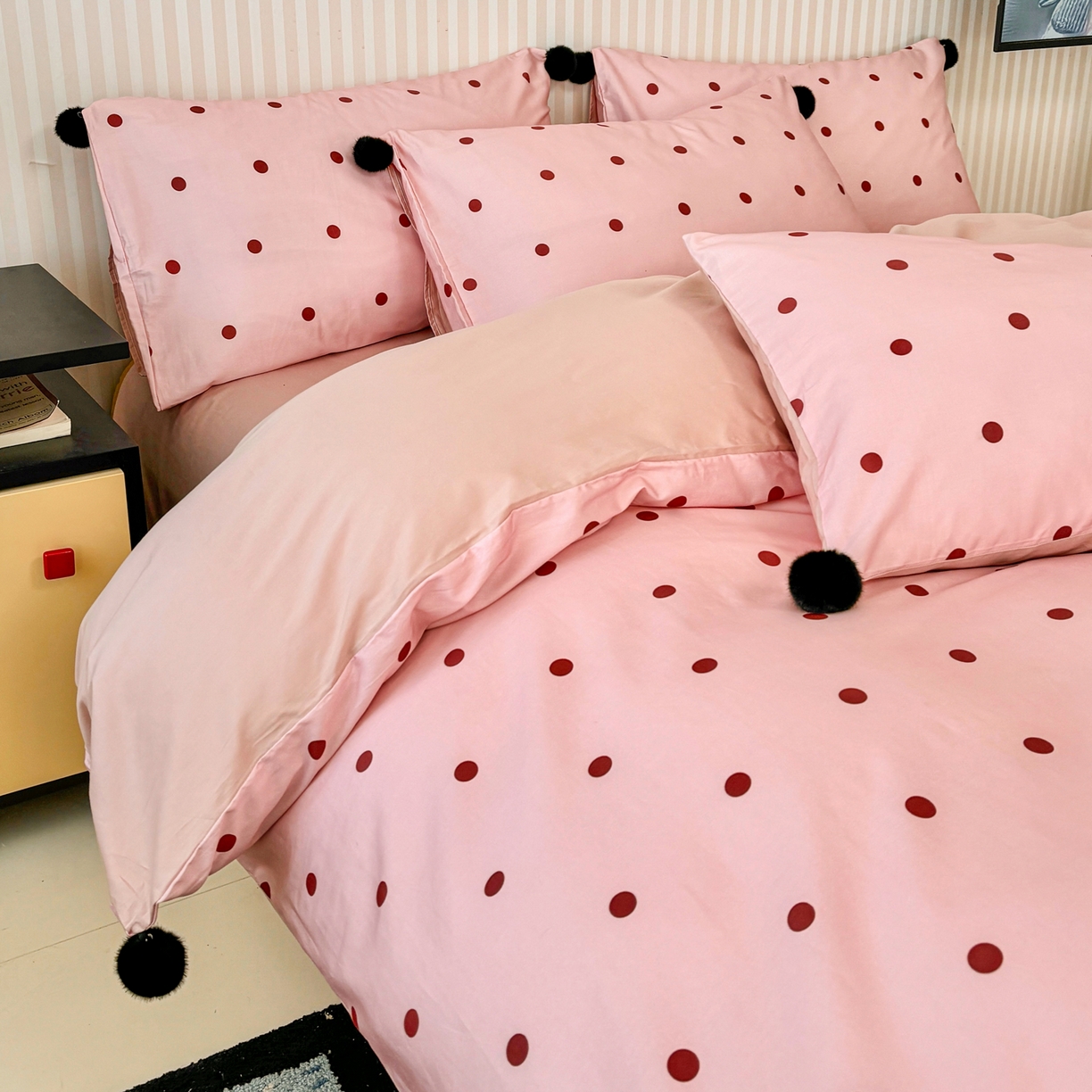 91家纺网 家纺一手货源 找家纺 （总）雅居纺家纺 2026新款50长绒棉波点球球四件套