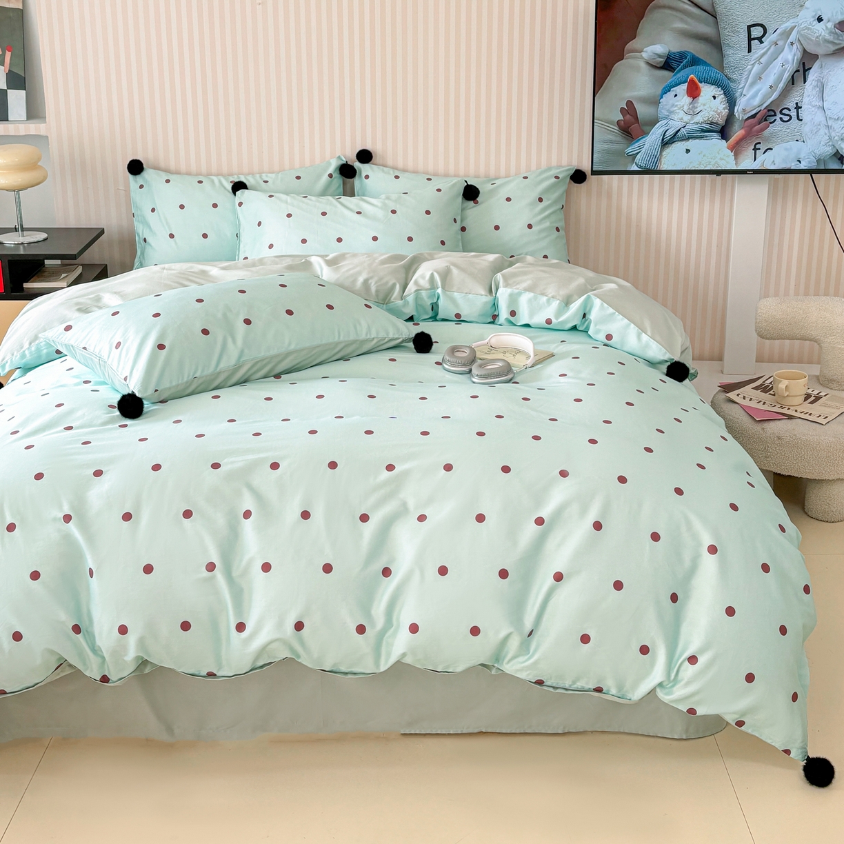 91家纺网 家纺一手货源 找家纺 雅居纺家纺 2026新款50长绒棉波点球球四件套 蓝点球球