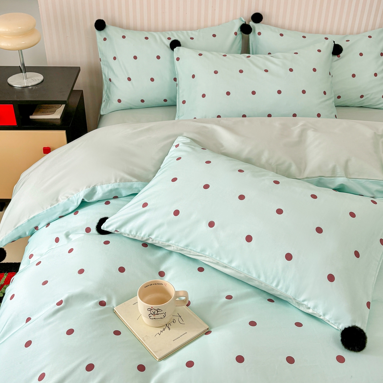 91家纺网 家纺一手货源 找家纺 雅居纺家纺 2026新款50长绒棉波点球球四件套 蓝点球球