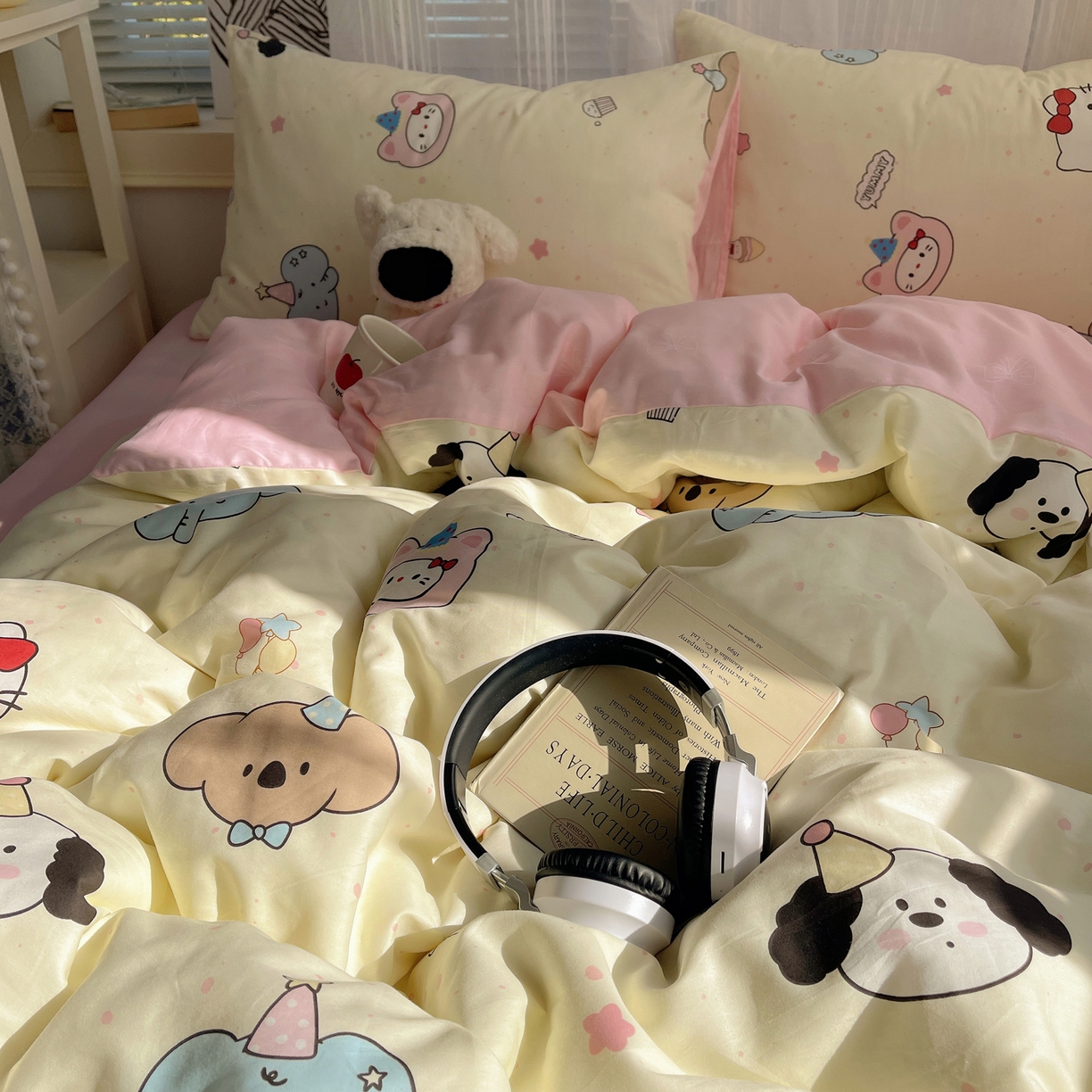 91家纺网 家纺一手货源 找家纺 雅居纺家纺 2026新款全棉卡通印花可爱小猫四件套 猫咪伙伴