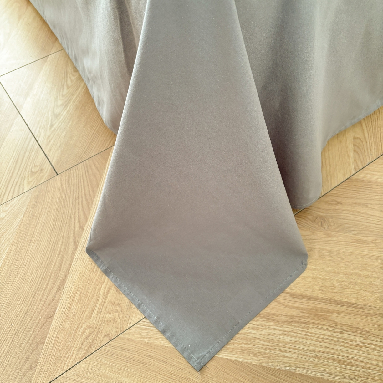 91家纺网 家纺一手货源 找家纺 雅居纺家纺 2026新款全棉色织水洗棉贝壳边四件套 贝壳边-灰小格