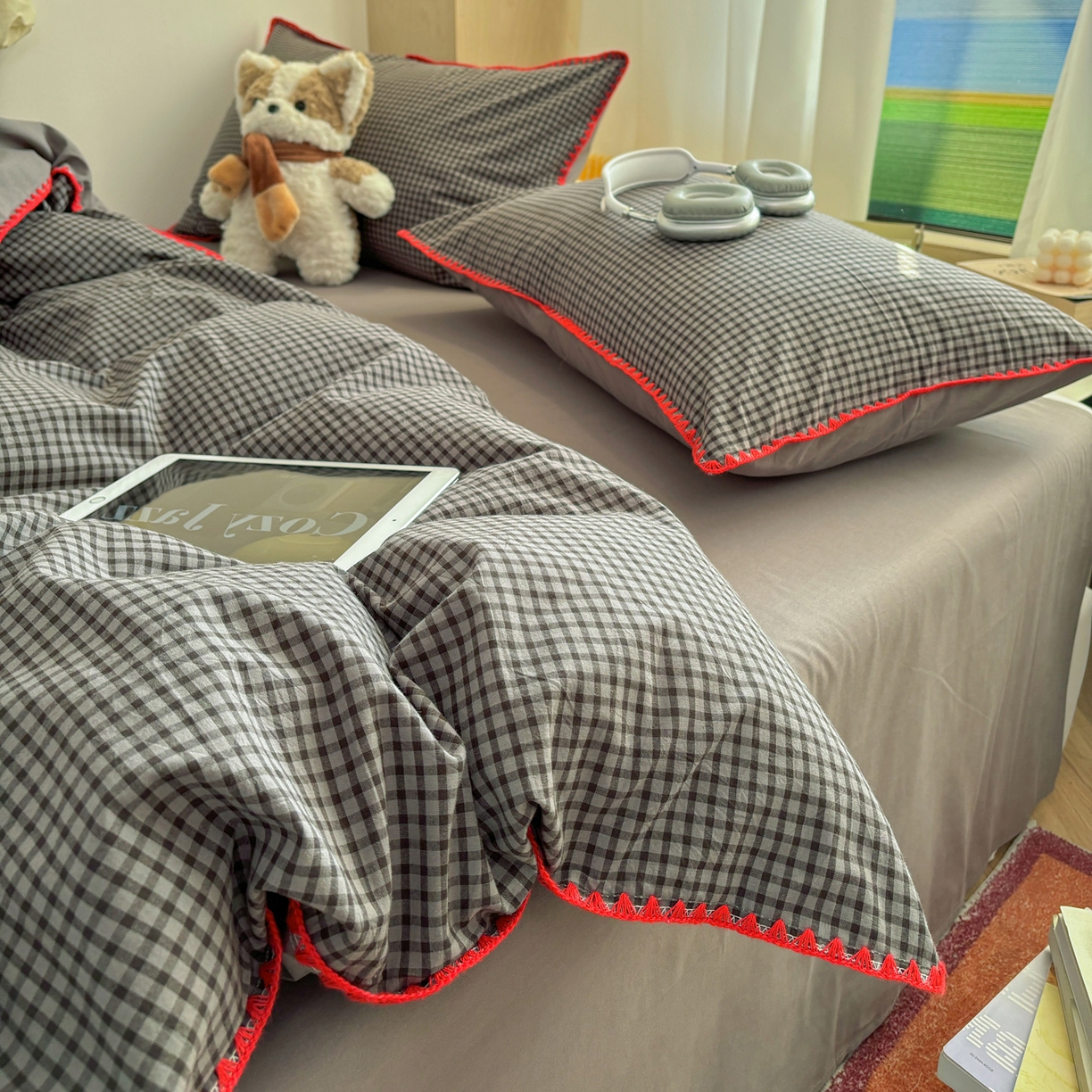 91家纺网 家纺一手货源 找家纺 雅居纺家纺 2026新款全棉色织水洗棉贝壳边四件套 贝壳边-灰小格