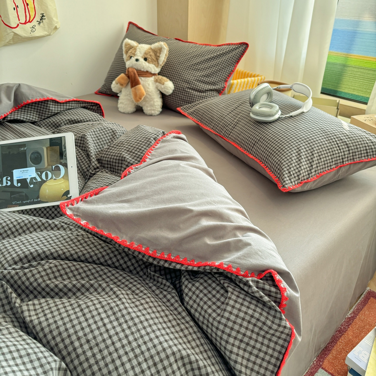 91家纺网 家纺一手货源 找家纺 雅居纺家纺 2026新款全棉色织水洗棉贝壳边四件套 贝壳边-灰小格