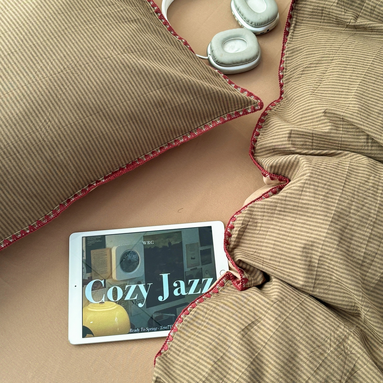 91家纺网 家纺一手货源 找家纺 雅居纺家纺 2026新款全棉色织水洗棉贝壳边四件套 贝壳边-卡其密条