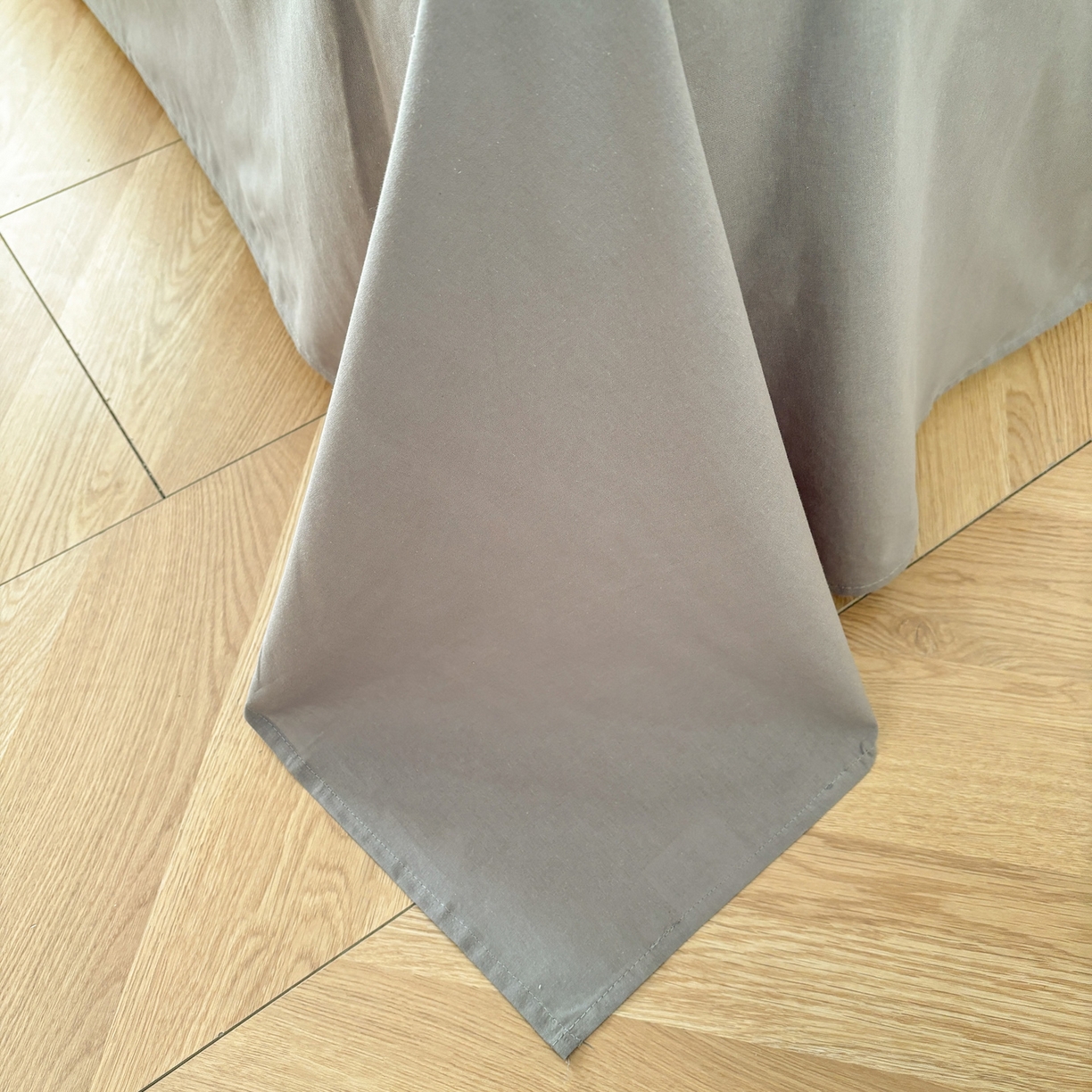 91家纺网 家纺一手货源 找家纺 雅居纺家纺 2026新款全棉色织水洗棉贝壳边四件套 贝壳边-浅灰密条