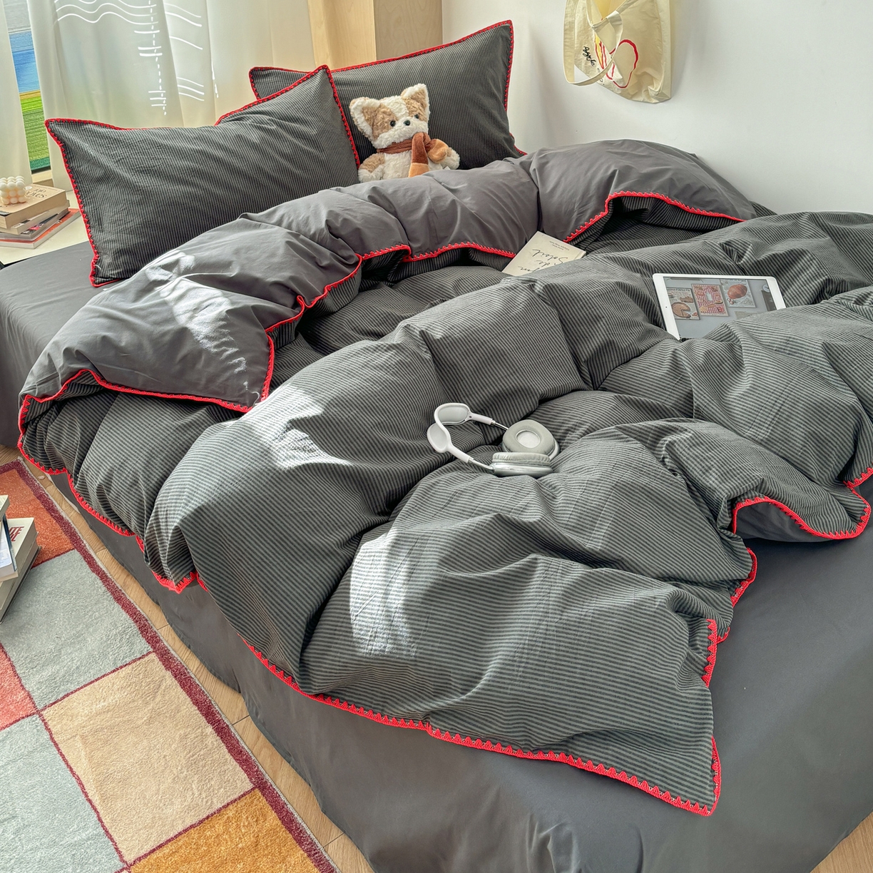 91家纺网 家纺一手货源 找家纺 雅居纺家纺 2026新款全棉色织水洗棉贝壳边四件套 贝壳边-深灰密条