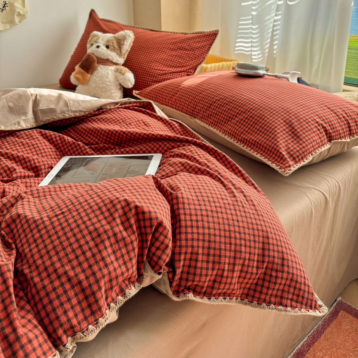 91家纺网 家纺一手货源 找家纺 雅居纺家纺 2026新款全棉色织水洗棉贝壳边四件套 贝壳边-苏桃红格