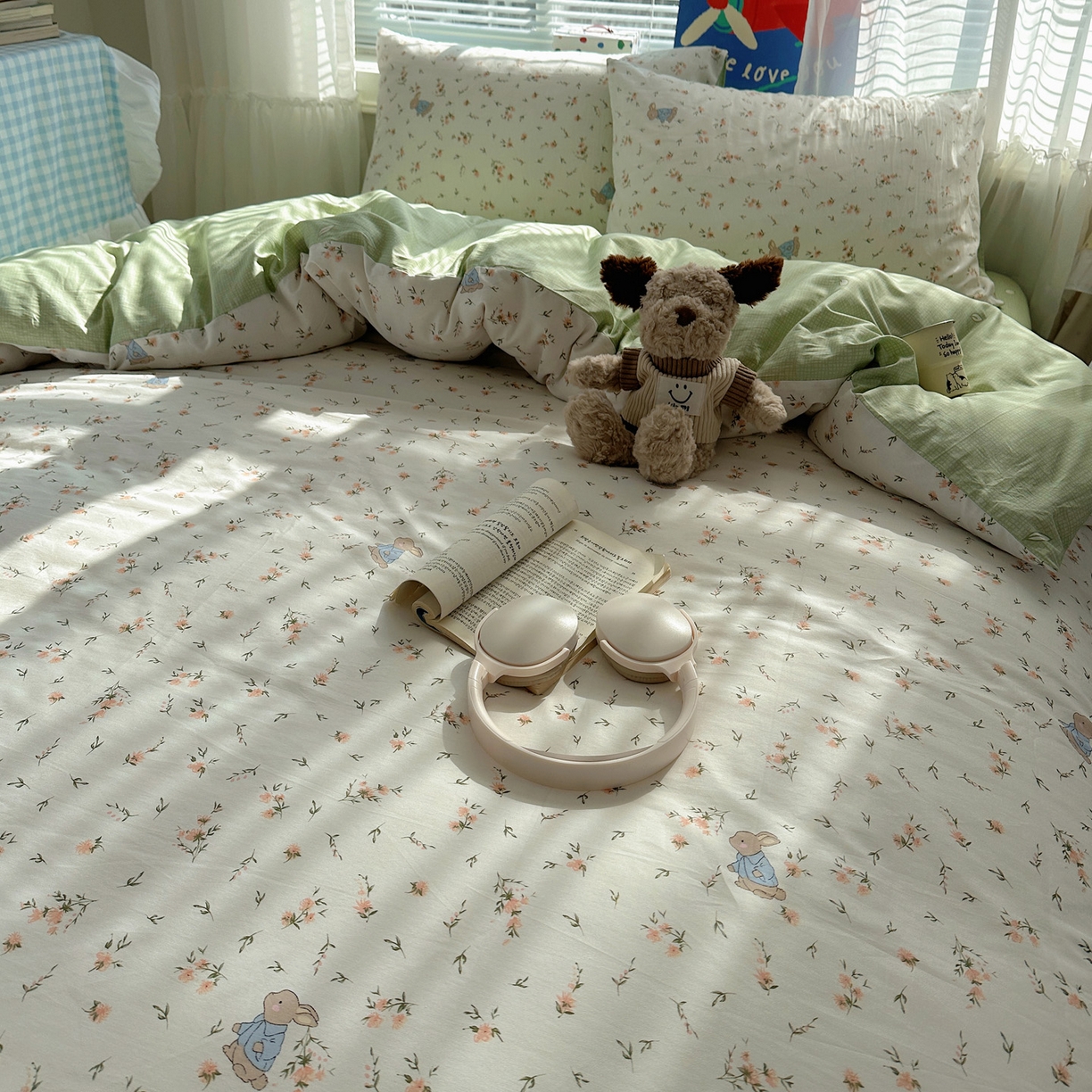 91家纺网 家纺一手货源 找家纺 雅居纺家纺 2026新款全棉小清新印花四件套 绿色小兔