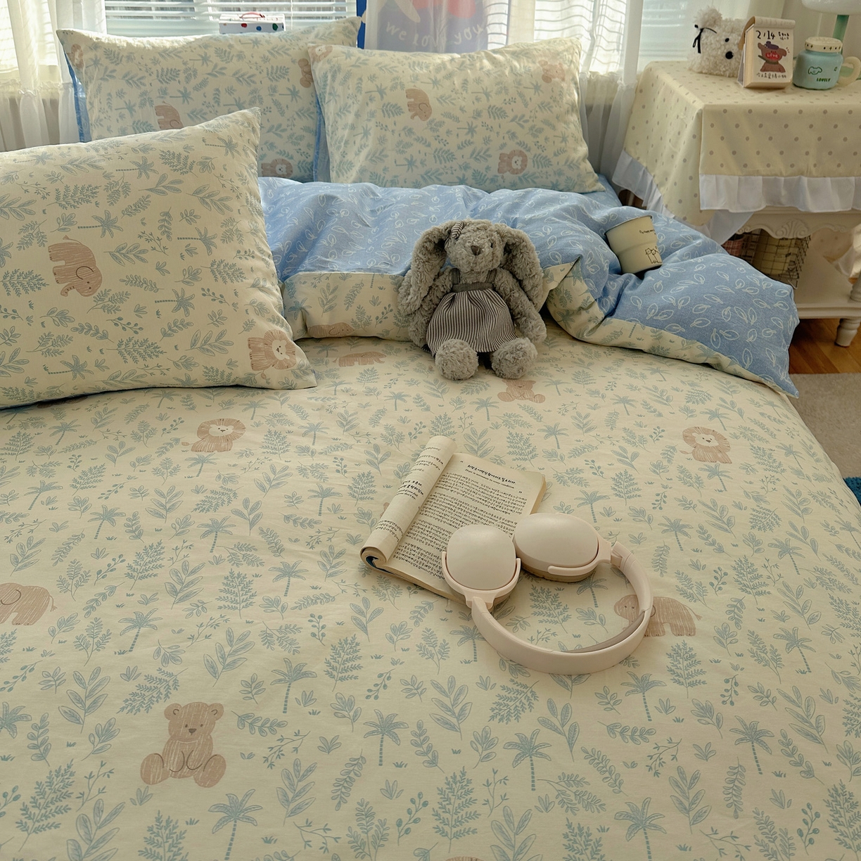 91家纺网 家纺一手货源 找家纺 雅居纺家纺 2026新款全棉小清新印花四件套 森林乐园