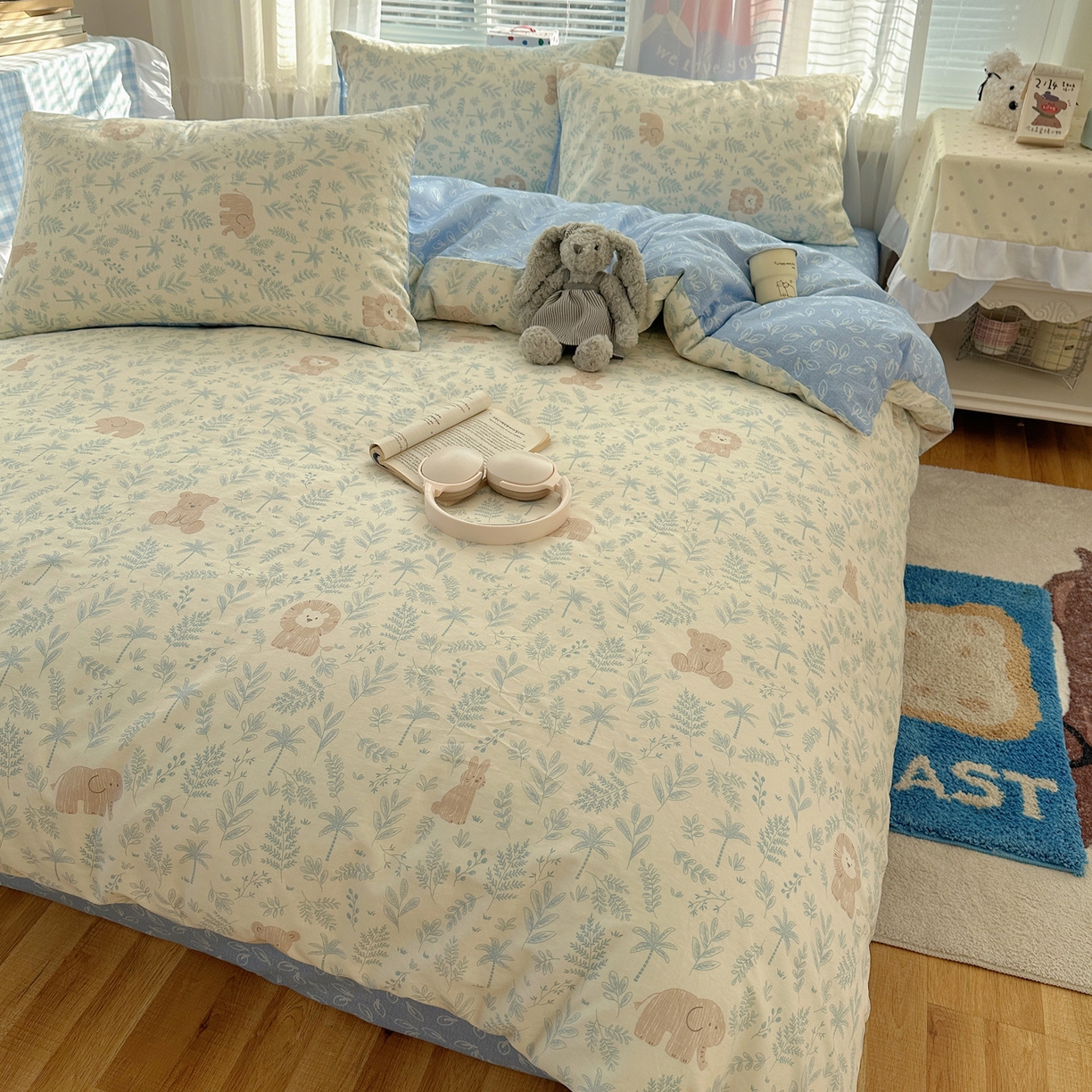 91家纺网 家纺一手货源 找家纺 雅居纺家纺 2026新款全棉小清新印花四件套 森林乐园