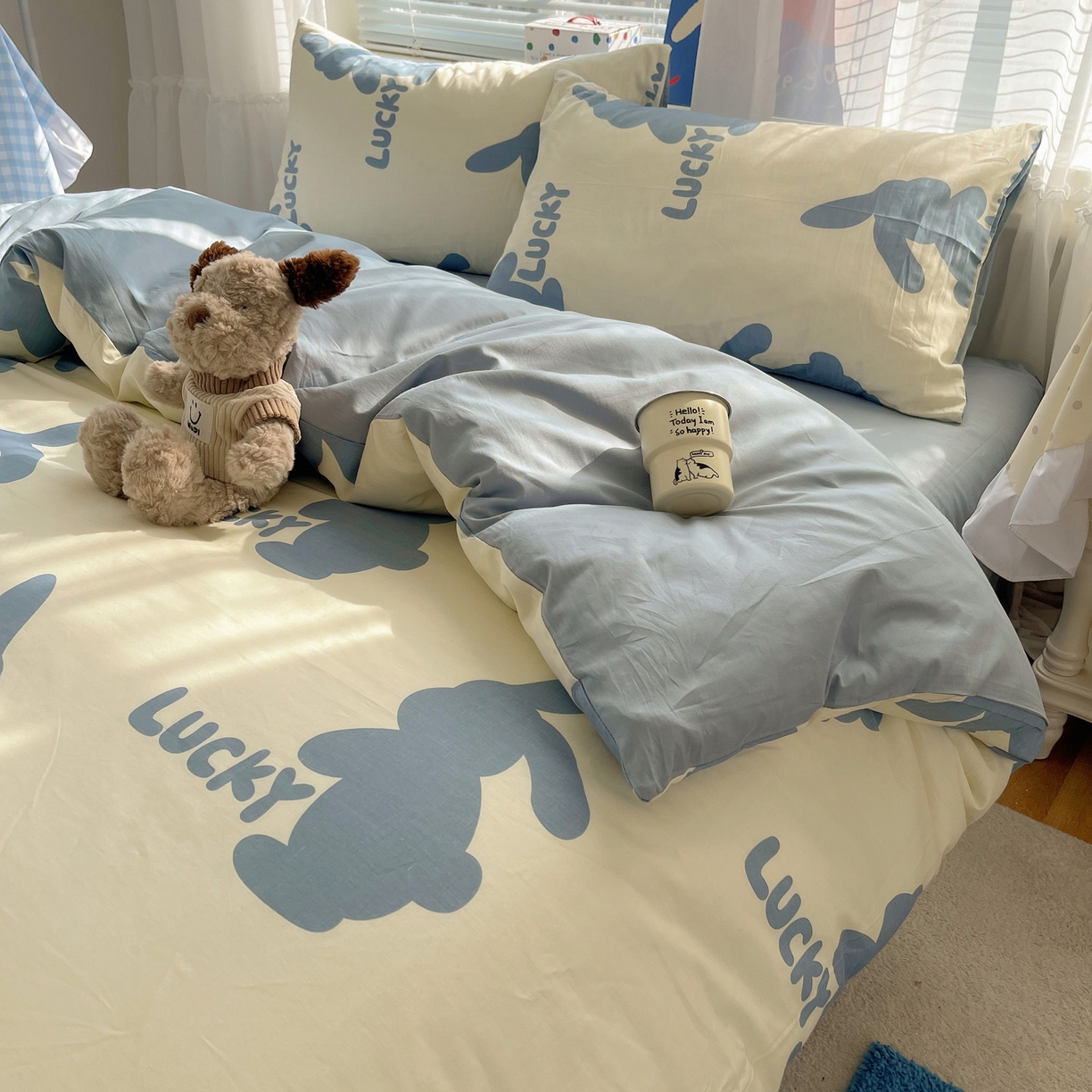 91家纺网 家纺一手货源 找家纺 雅居纺家纺 2026新款全棉小清新印花四件套 幸福兔-蓝