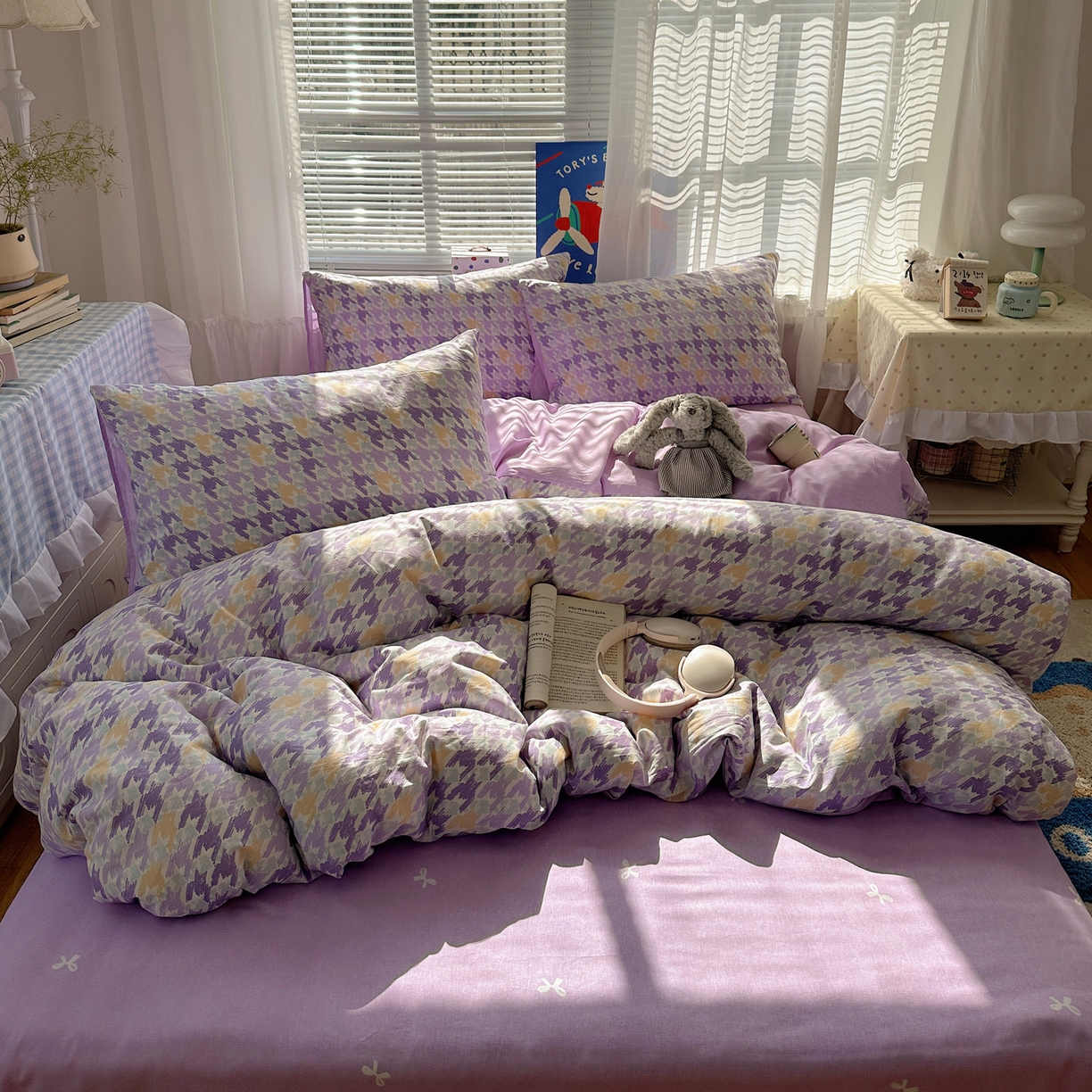 91家纺网 家纺一手货源 找家纺 雅居纺家纺 2026新款全棉小清新印花四件套 紫色千鸟格