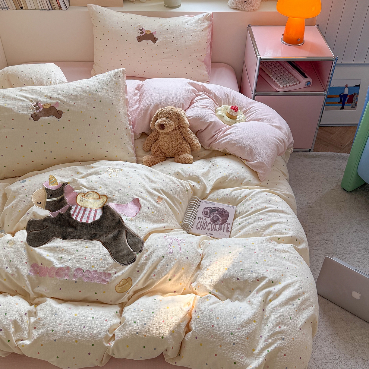 91家纺网 家纺一手货源 找家纺 美乐迪家纺 2026新款贴布绣云感双层纱四件套 可爱小马