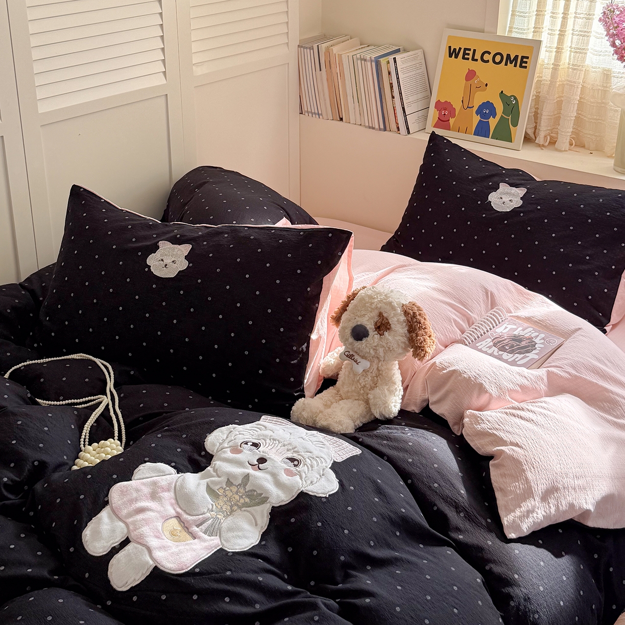 91家纺网 家纺一手货源 找家纺 美乐迪家纺 2026新款贴布绣云感双层纱四件套 比熊