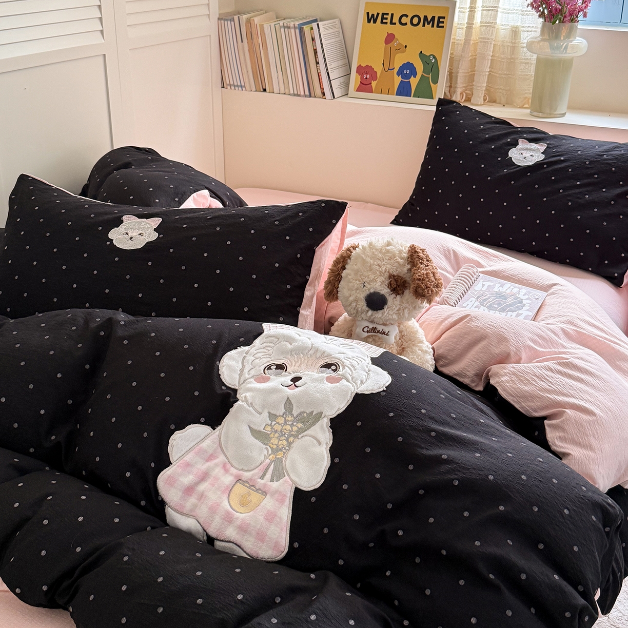 91家纺网 家纺一手货源 找家纺 美乐迪家纺 2026新款贴布绣云感双层纱四件套 比熊