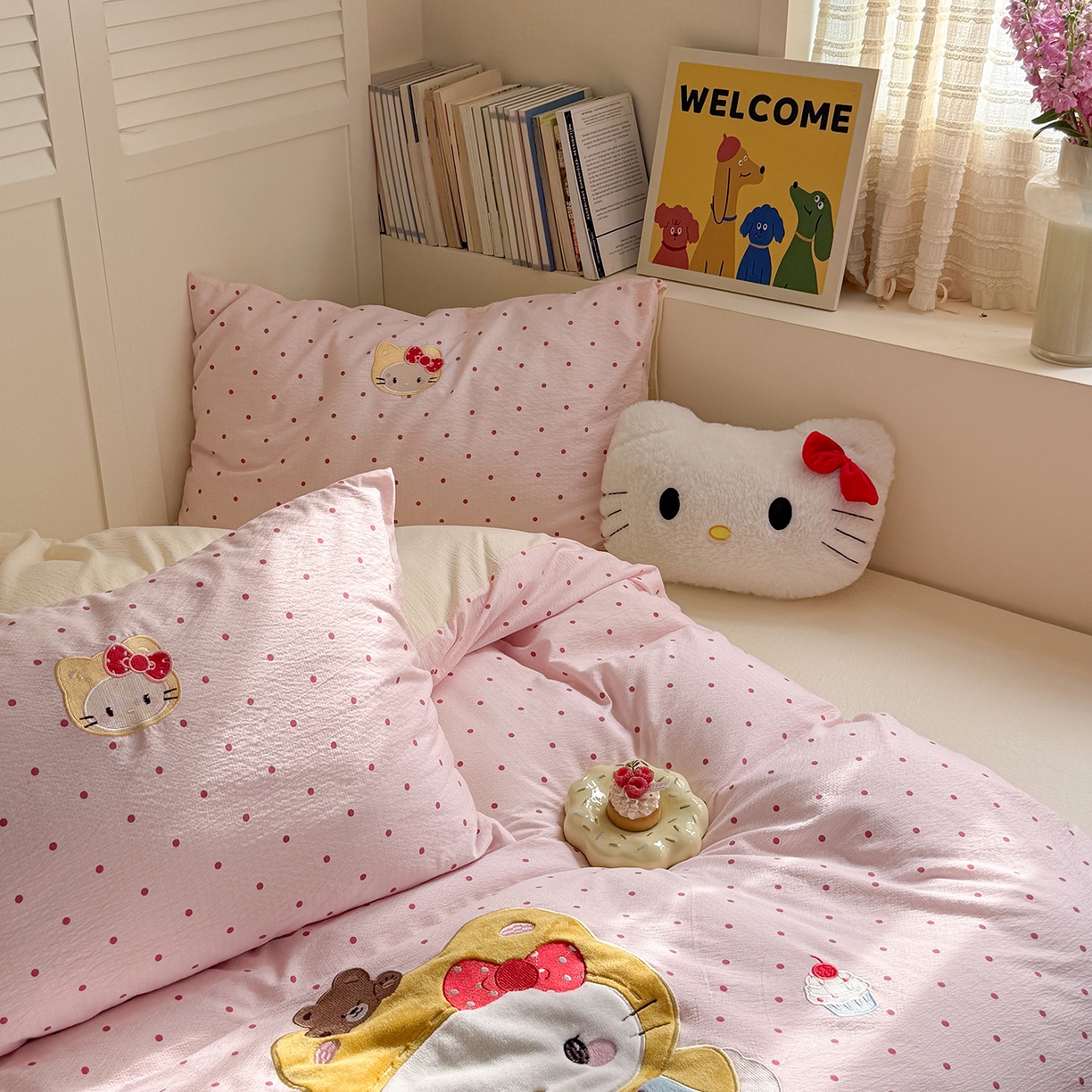 91家纺网 家纺一手货源 找家纺 美乐迪家纺 2026新款贴布绣云感双层纱四件套 头套小猫