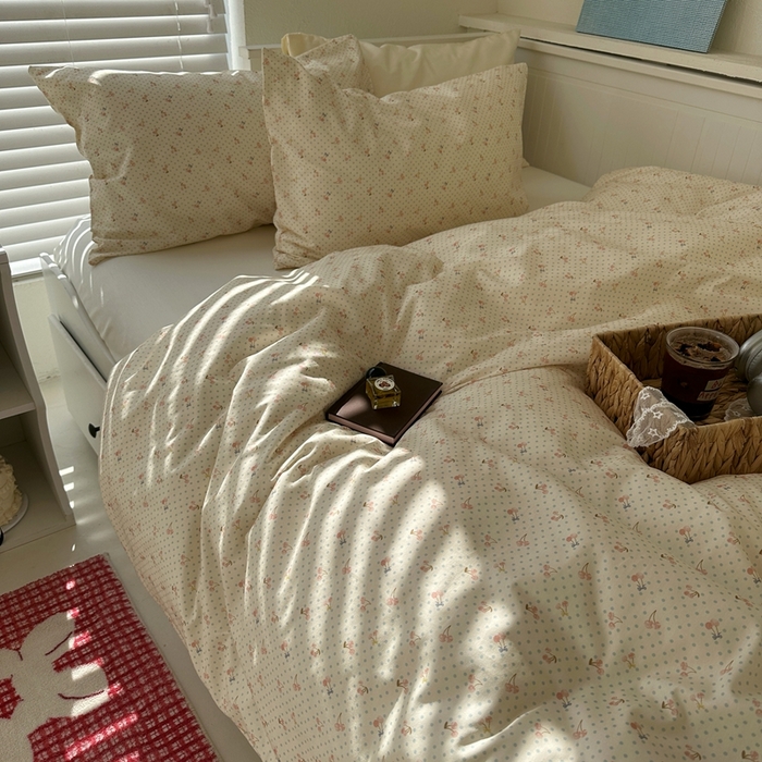 91家纺网 家纺一手货源 找家纺 2026纯棉小清新ins风四件套可爱卡通被套纯色床单1.8床笠加大被套学生宿舍三件套 樱桃小丸子-奶白