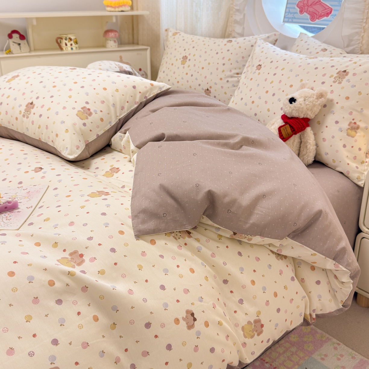 91家纺网 家纺一手货源 找家纺 呗旺鹿 2026新款全棉纯棉40支13070卡通印花四件套 果子象