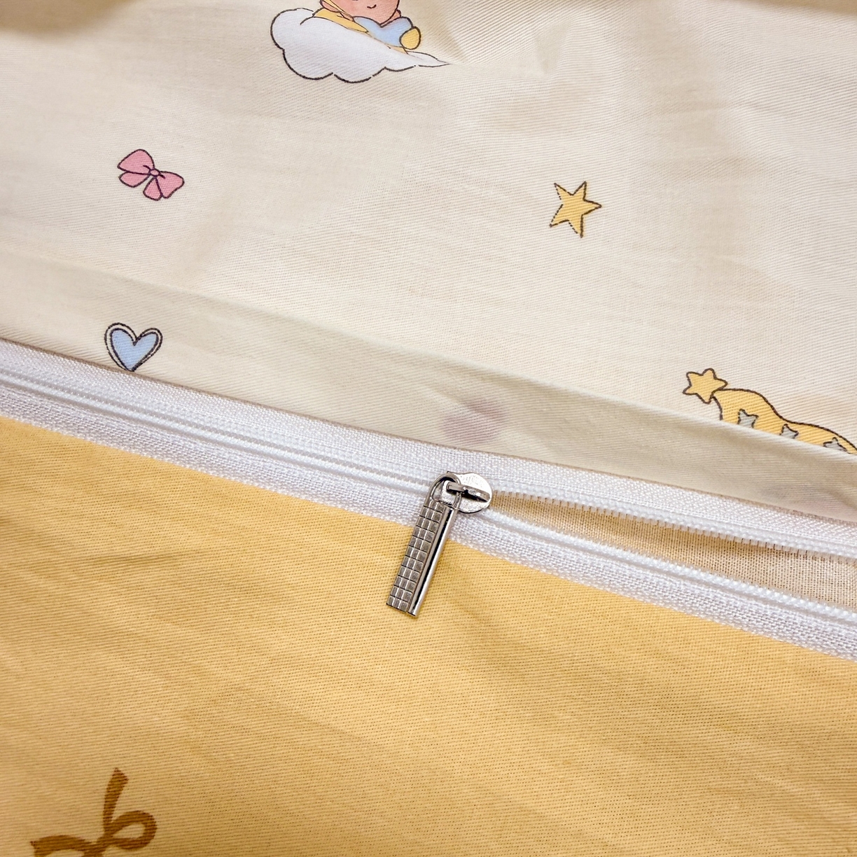 91家纺网 家纺一手货源 找家纺 呗旺鹿 2026新款全棉纯棉40支13070卡通印花四件套 可爱星人