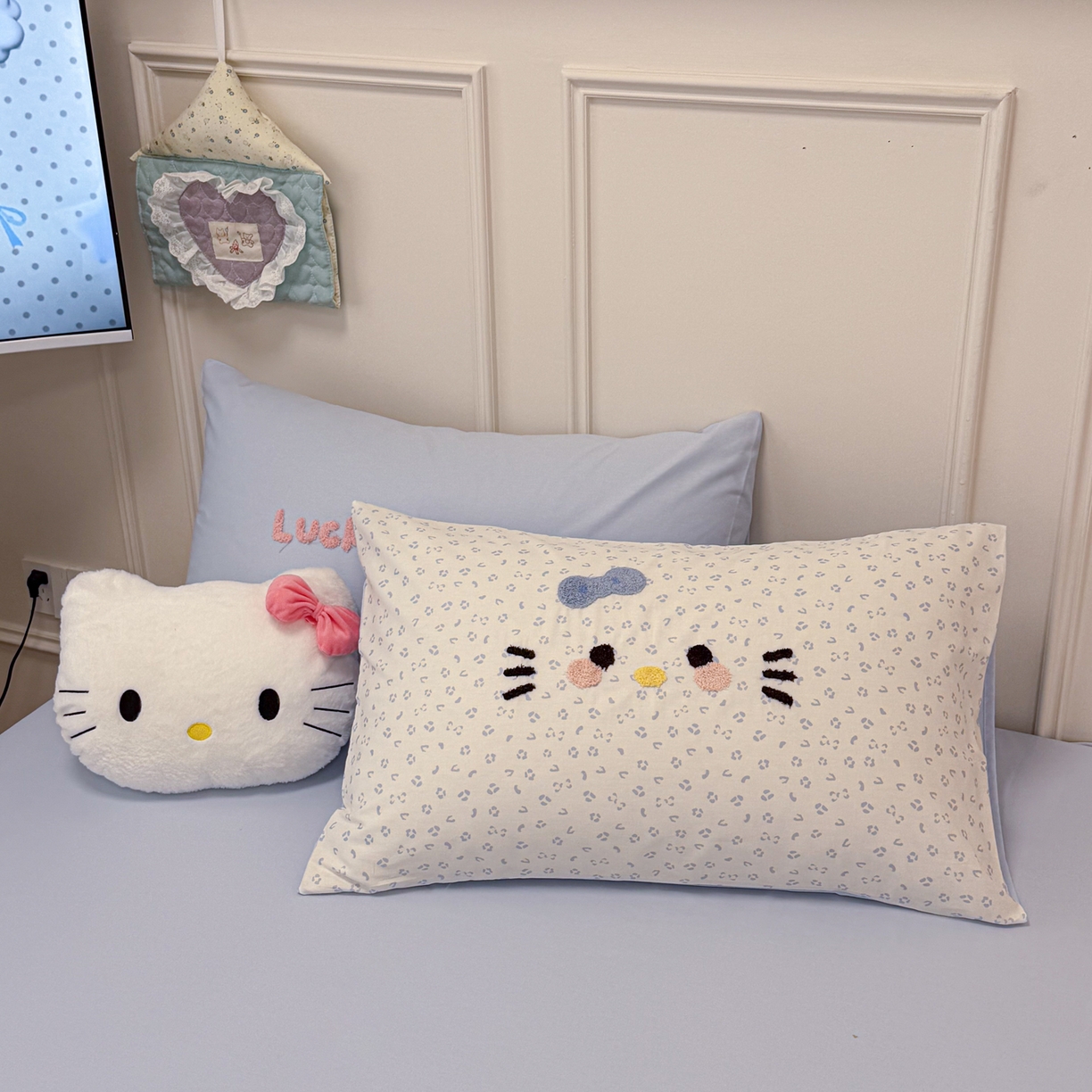 91家纺网 家纺一手货源 找家纺 懒猫家纺 2026新款高精密40支13374全棉纯棉喷气印花毛巾绣四件套 海盐白巧