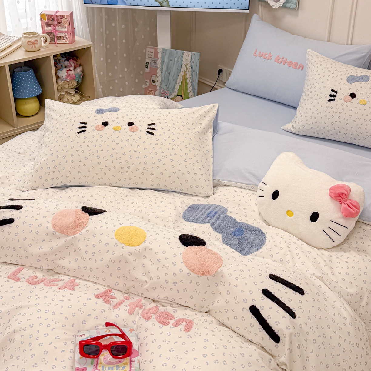 91家纺网 家纺一手货源 找家纺 懒猫家纺 2026新款高精密40支13374全棉纯棉喷气印花毛巾绣四件套 海盐白巧