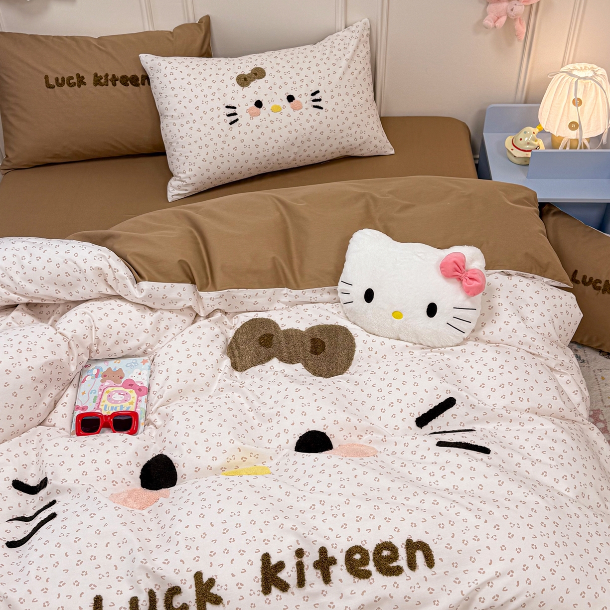 91家纺网 家纺一手货源 找家纺 懒猫家纺 2026新款高精密40支13374全棉纯棉喷气印花毛巾绣四件套 焦糖可可