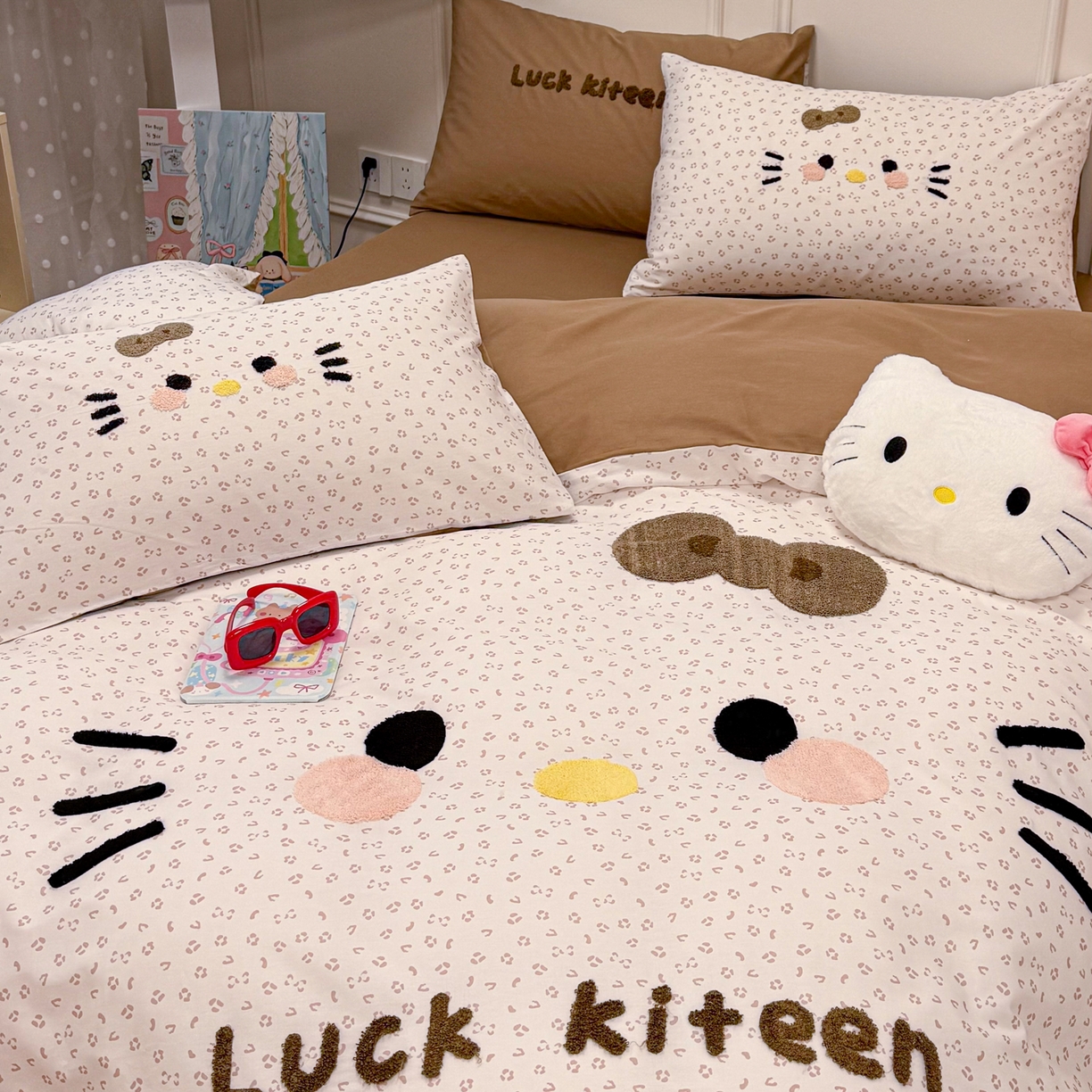 91家纺网 家纺一手货源 找家纺 懒猫家纺 2026新款高精密40支13374全棉纯棉喷气印花毛巾绣四件套 焦糖可可