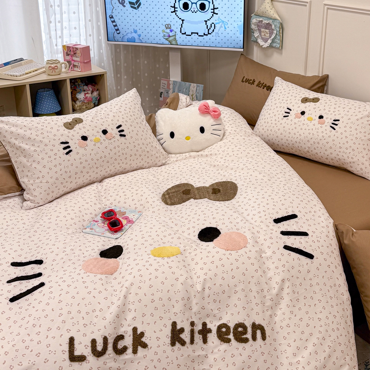 91家纺网 家纺一手货源 找家纺 懒猫家纺 2026新款高精密40支13374全棉纯棉喷气印花毛巾绣四件套 焦糖可可