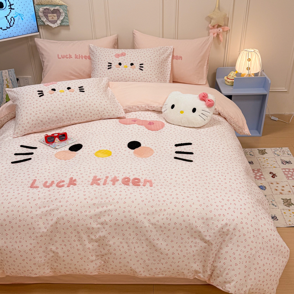 91家纺网 家纺一手货源 找家纺 懒猫家纺 2026新款高精密40支13374全棉纯棉喷气印花毛巾绣四件套 元气芭乐