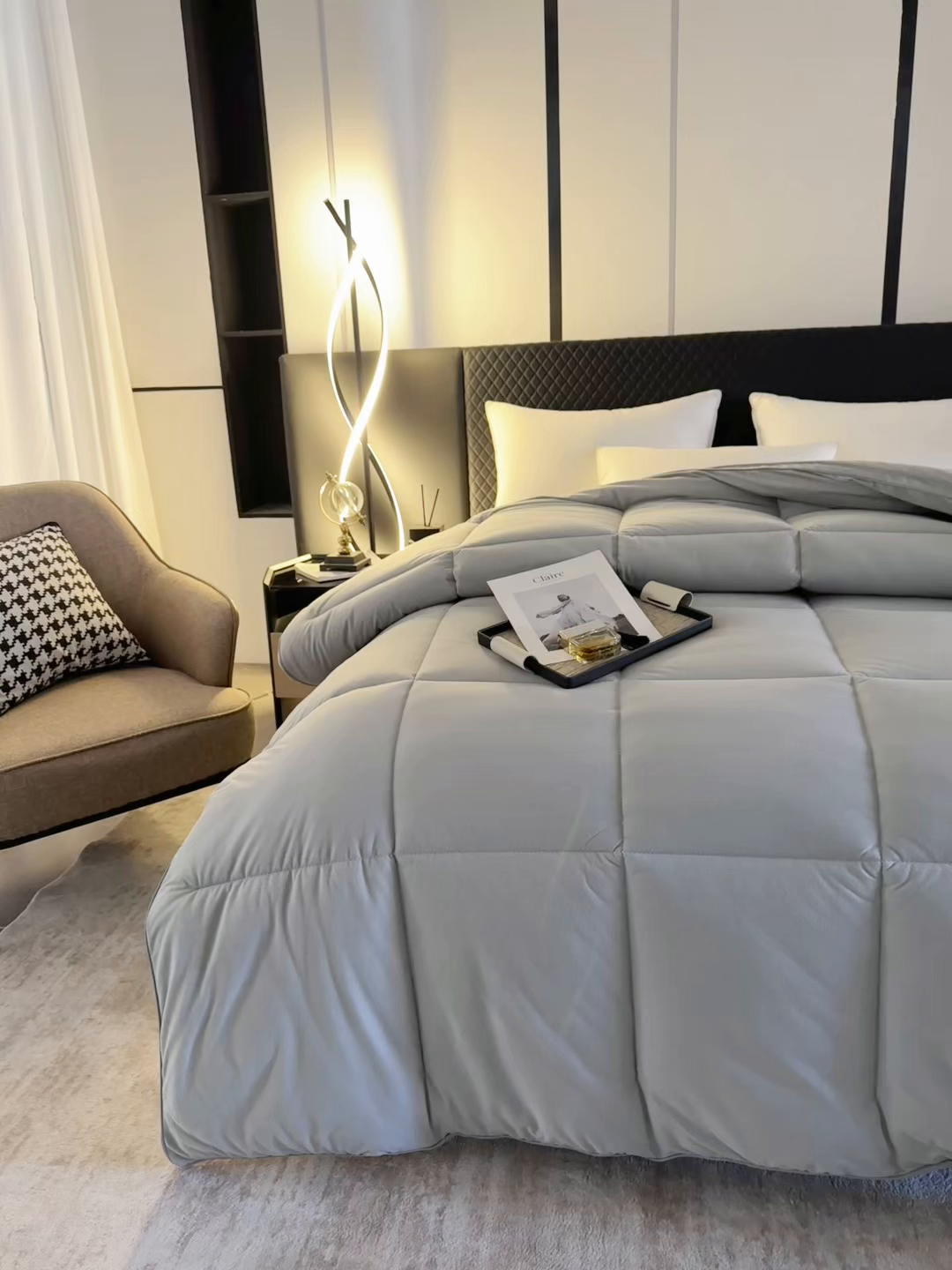 91家纺网 家纺一手货源 找家纺 亚龙工厂店 2026新款石墨烯自发热抗菌立体控温被冬被被子被芯 灰色