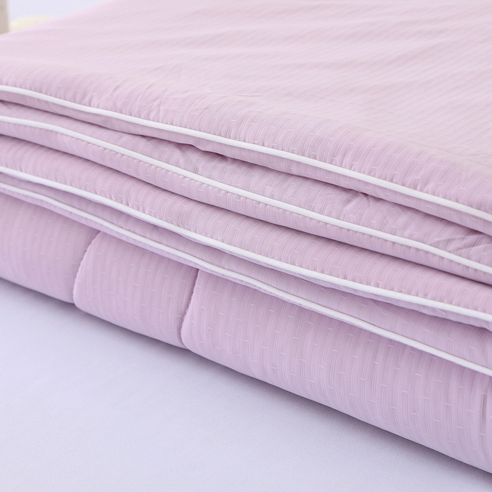 91家纺网 家纺一手货源 找家纺 亚龙工厂店 2026新款针织提花凉感被夏被夏凉被空调被 粉色