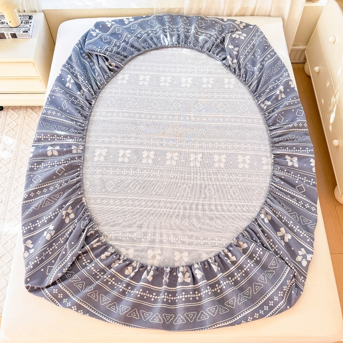 91家纺网 家纺一手货源 找家纺 爱彼家纺 2026原棉加厚老粗布床笠凉感床罩可当凉席床笠三件套 者粗布床笠-草莓格灰