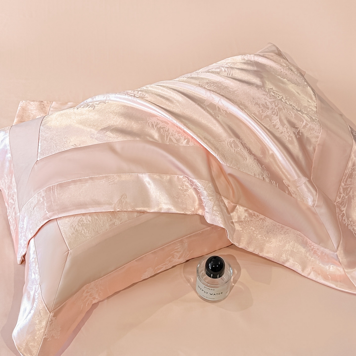 91家纺网 家纺一手货源 找家纺 （总）博纳家纺 2026新款亲肤棉色织提花宽边四件套-水墨江南