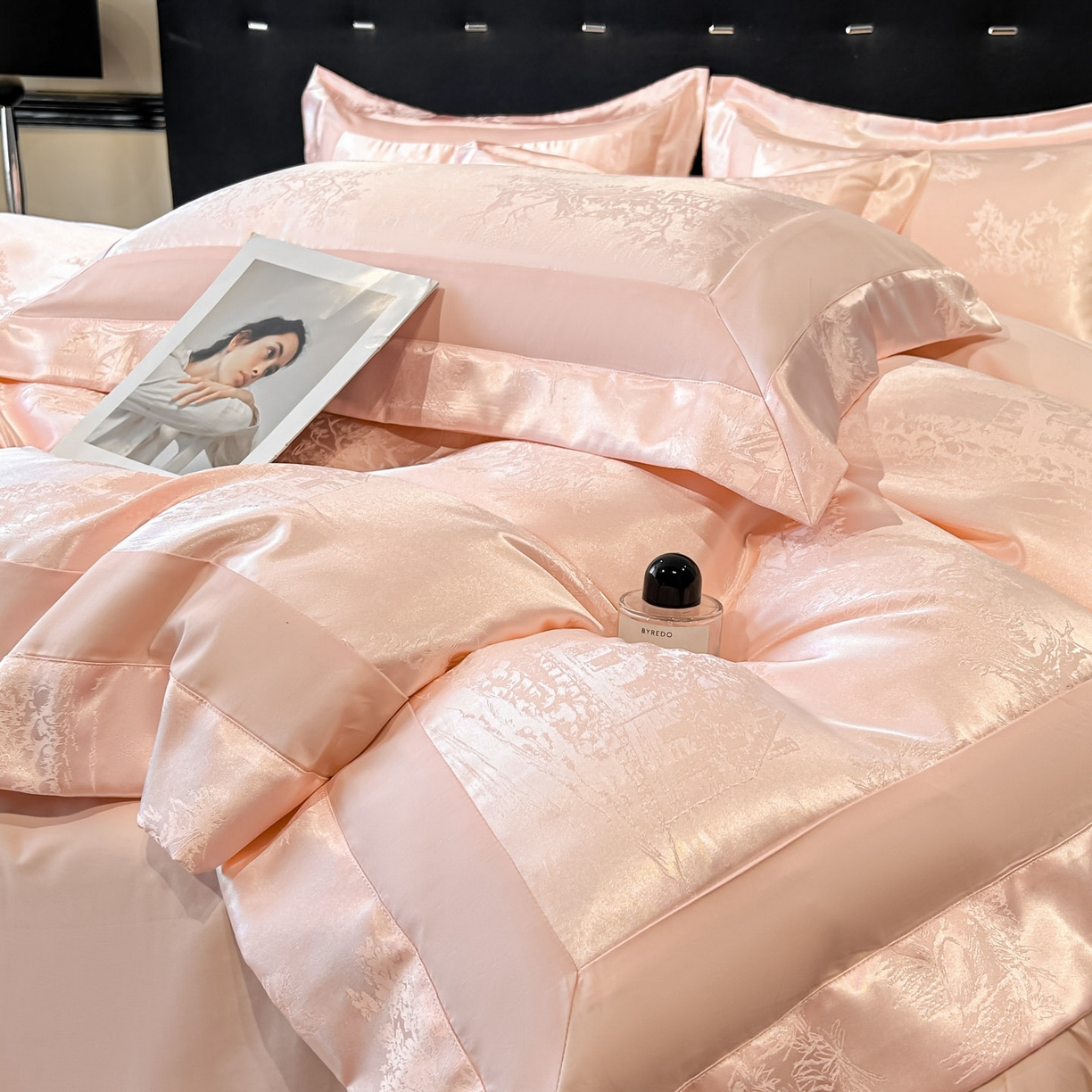 91家纺网 家纺一手货源 找家纺 博纳家纺 2026新款亲肤棉色织提花宽边四件套-水墨江南 水墨江南-粉玉