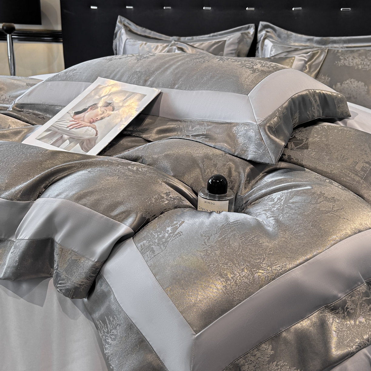 91家纺网 家纺一手货源 找家纺 博纳家纺 2026新款亲肤棉色织提花宽边四件套-水墨江南 水墨江南-高级灰