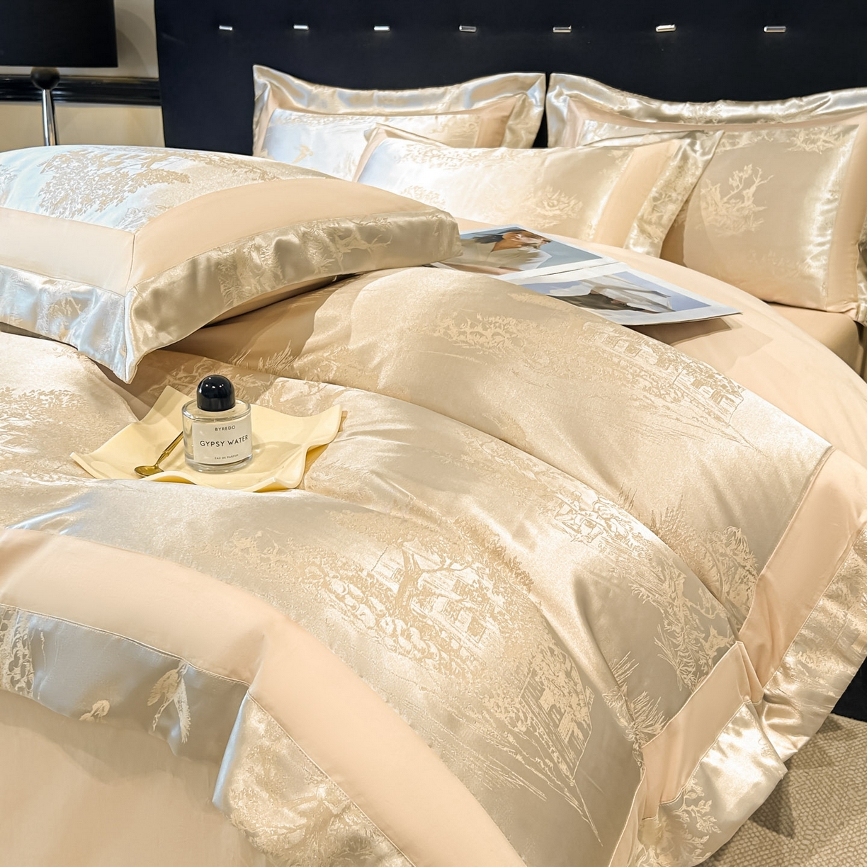 91家纺网 家纺一手货源 找家纺 博纳家纺 2026新款亲肤棉色织提花宽边四件套-水墨江南 水墨江南-香槟