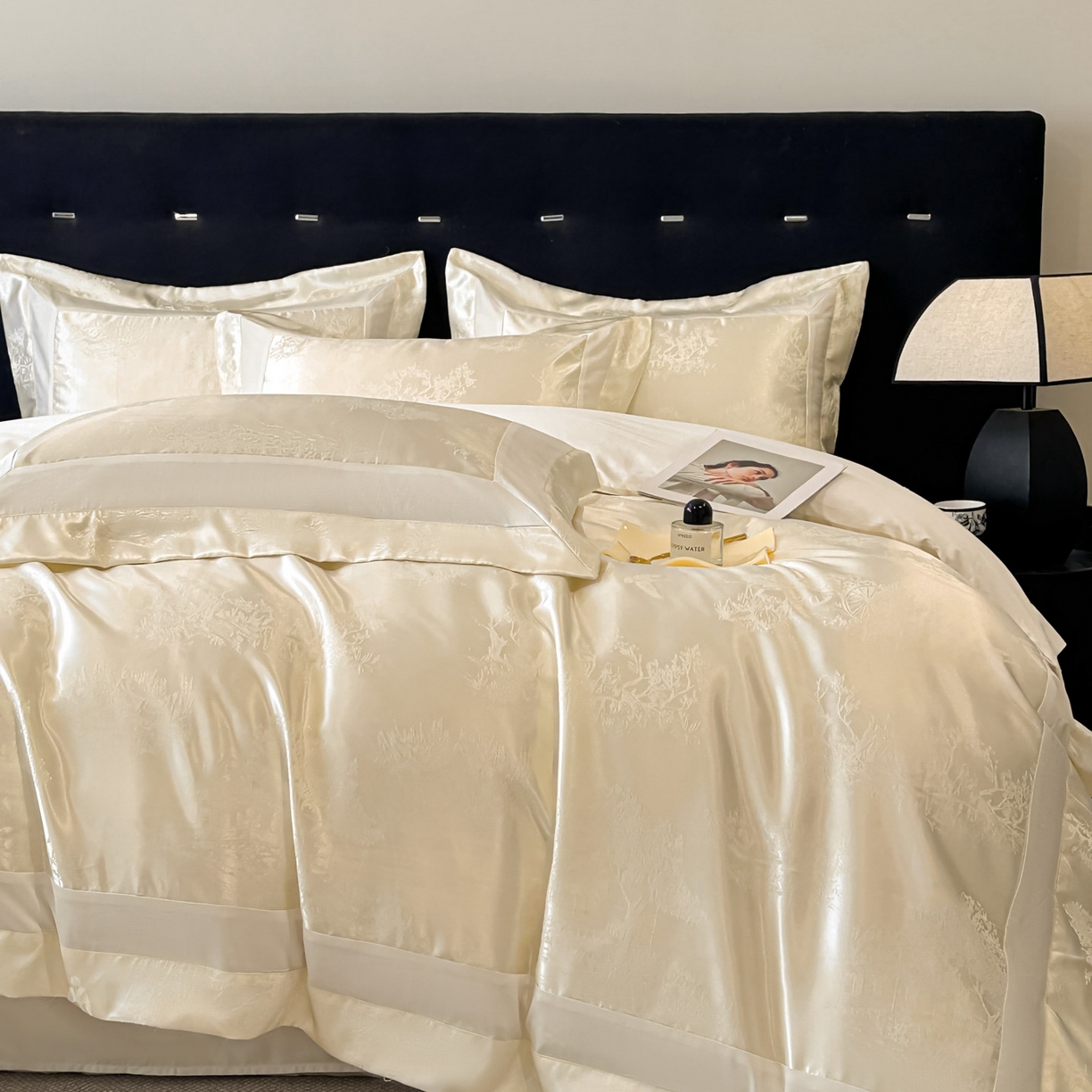 91家纺网 家纺一手货源 找家纺 博纳家纺 2026新款亲肤棉色织提花宽边四件套-水墨江南 水墨江南-象牙白