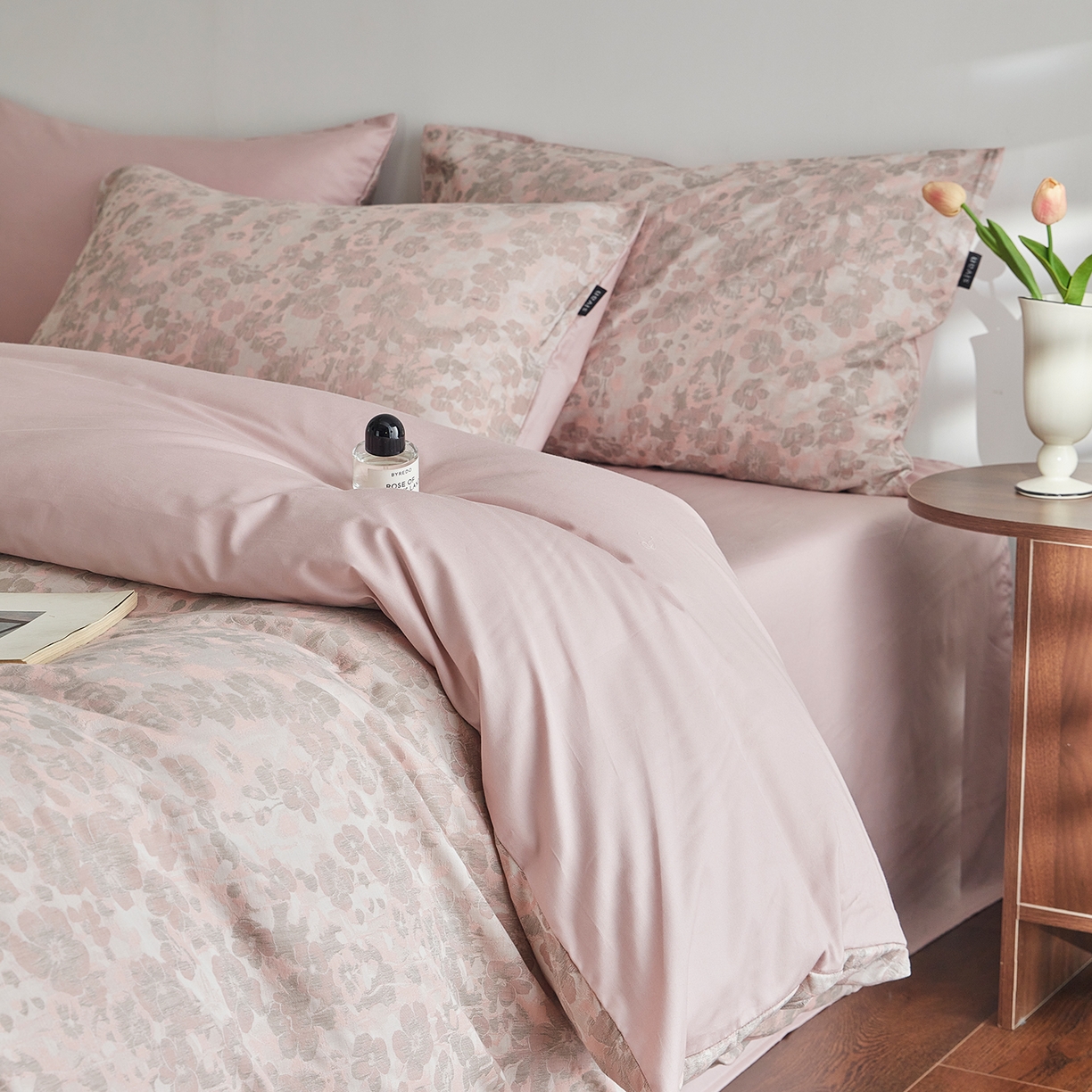 91家纺网 家纺一手货源 找家纺 XIWEN-希文家纺 2026新款春夏全棉云柔60s大提花四件套 暗香