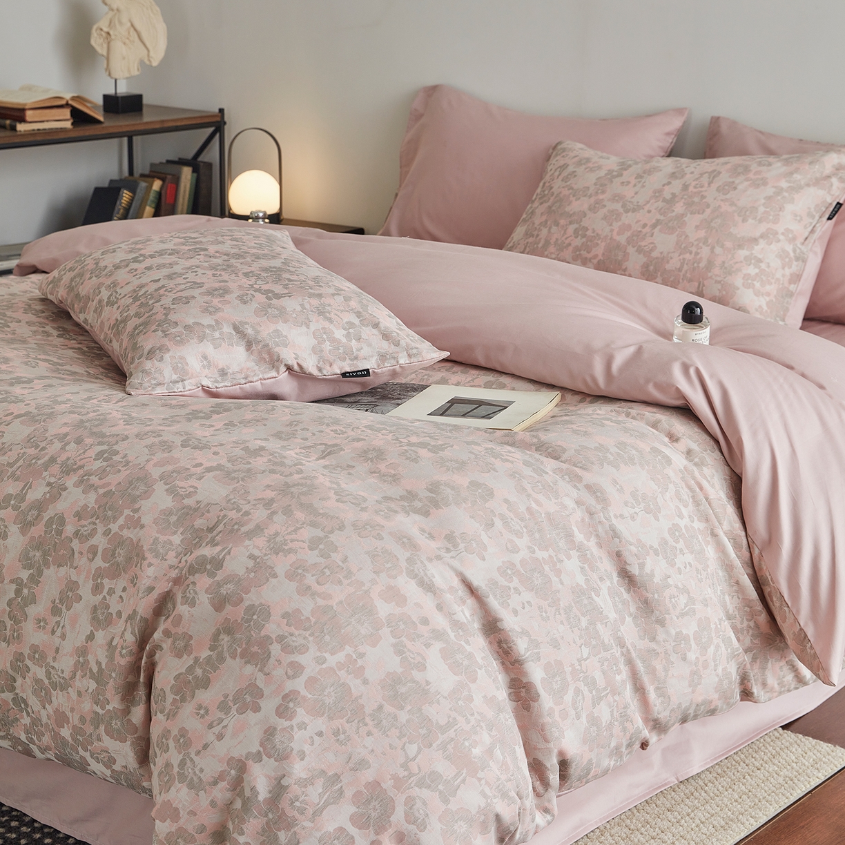 91家纺网 家纺一手货源 找家纺 XIWEN-希文家纺 2026新款春夏全棉云柔60s大提花四件套 暗香