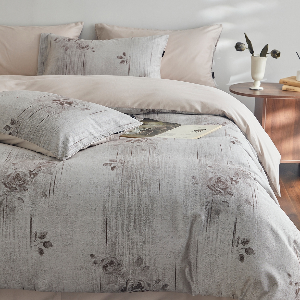 91家纺网 家纺一手货源 找家纺 XIWEN-希文家纺 2026新款春夏全棉云柔60s大提花四件套 等风来